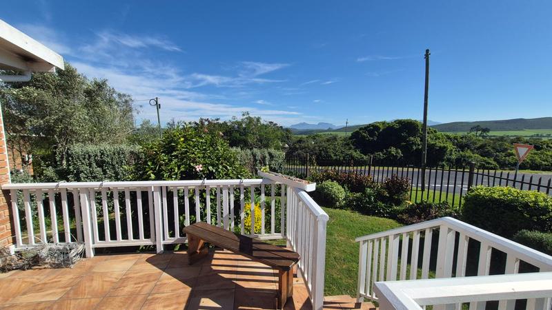 3 Bedroom Property for Sale in Fraaiuitsig Western Cape